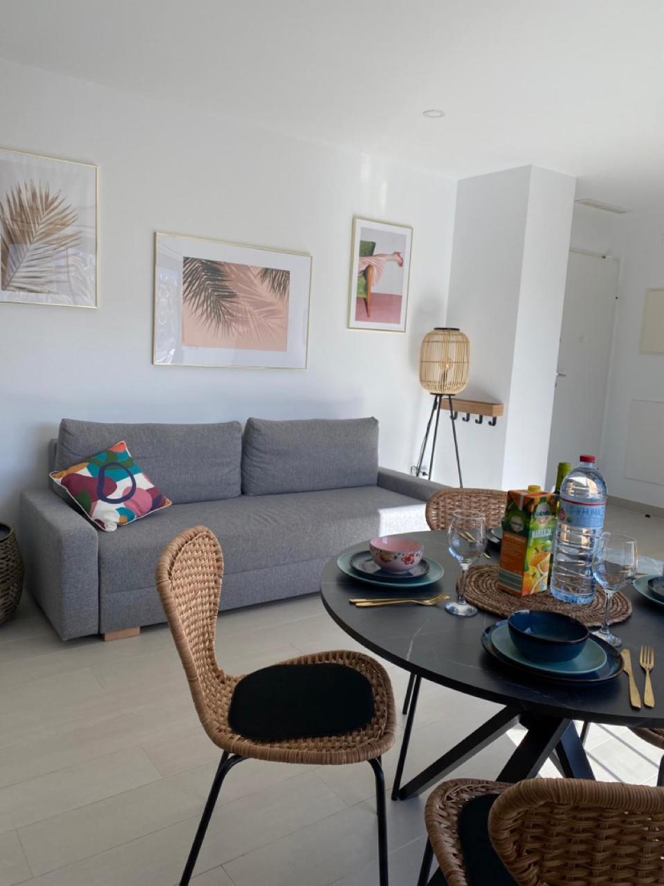 New Lomas De Apartment